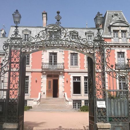 Bed and Breakfast Chateau Sallandrouze Обюсон Екстер'єр фото